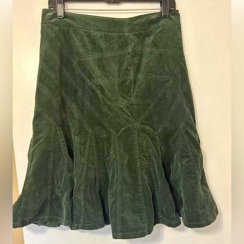 Fei by Anthropologie Green Corduroy Skirt size 4 - Picture 2 of 5